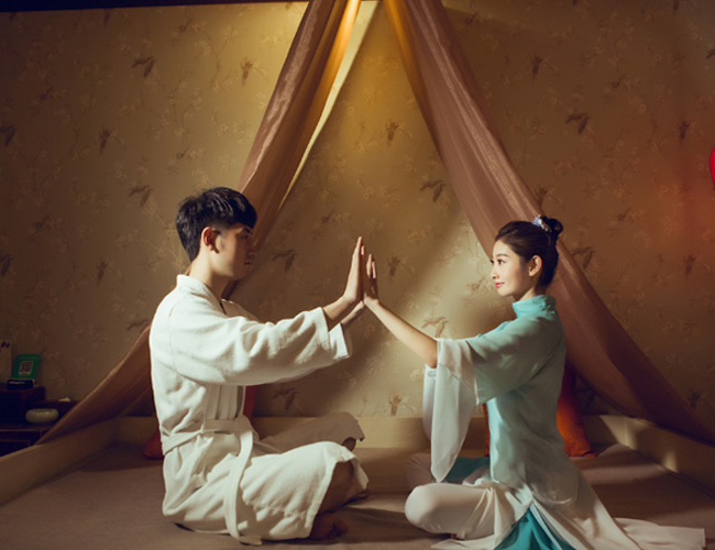 重庆水疗与创造力:当大脑在漂浮中重启